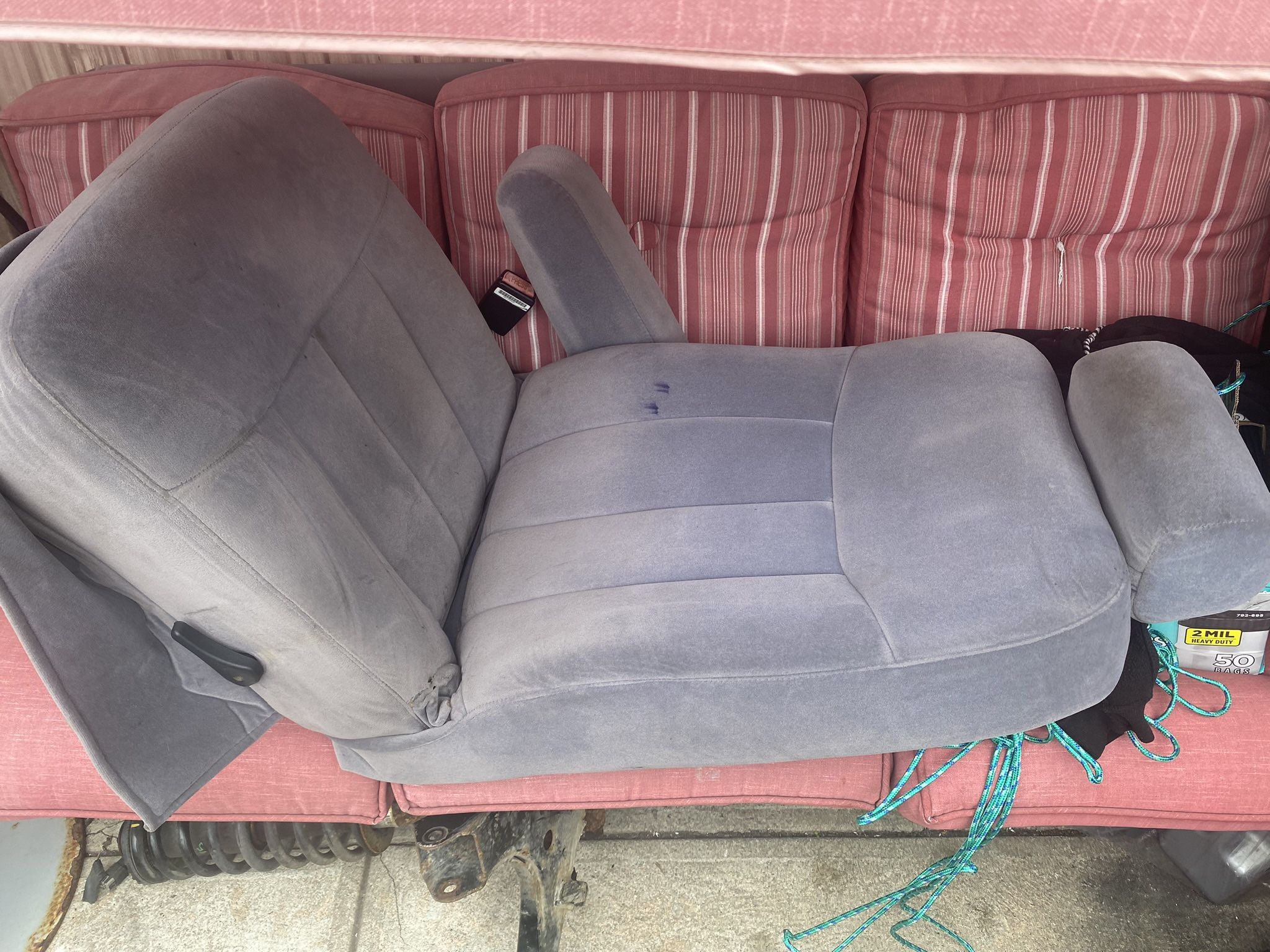 Ford Econoline 2000 Driver Seat For Sale Good Condition Manual