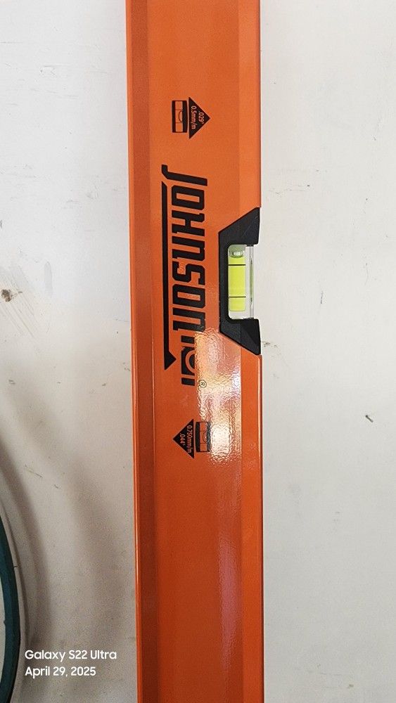 6 Foot Long Johnson Level