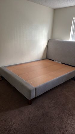 Queen size bed
