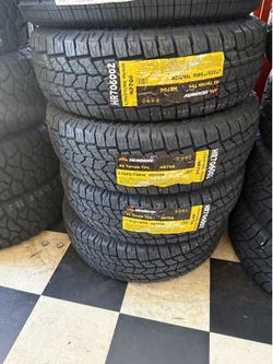 Vendo 225/75/R16Lt las 4 llantas nuevas por $450