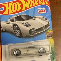 HOT WHEELS PAGANI UTOPIA 2024 Series HW EXOTICS #205/250