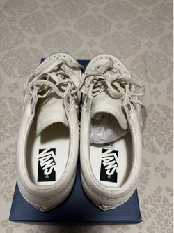 Vans pearlized “marshmallow “ 2025