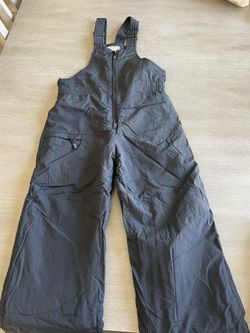 Snow shoes, Pants And Bib