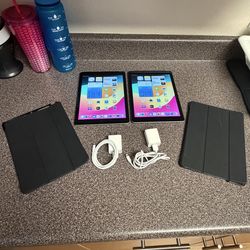 Like New! Apple iPad 6th Gen 9.7in W/Charger & Case WiFi & Cellular Unlocked
