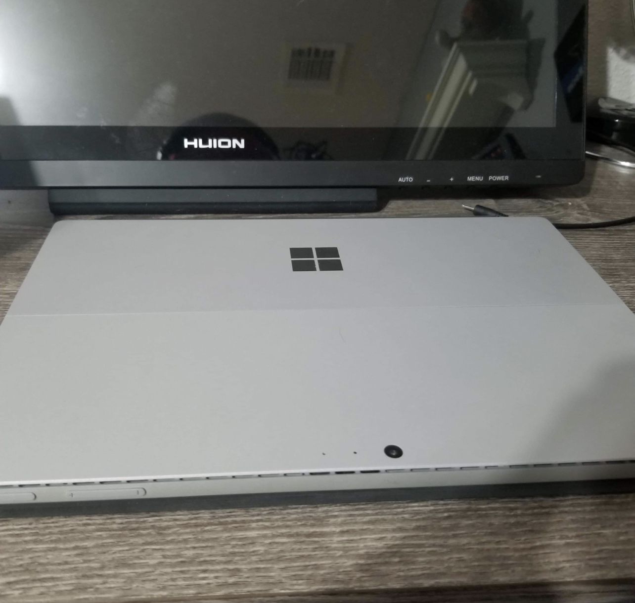 Surface Pro 5th Gen Keyboard And Pen