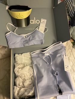 alo clothing