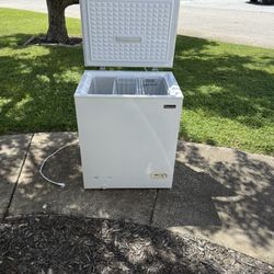 Magic Chef Deep Freezer