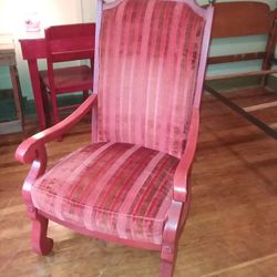 Beautiful Chair Excellent Condition 