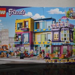 LEGO Friends "Main Street" 41704