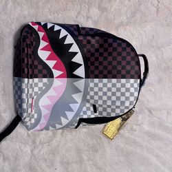 Limited edition sprayground