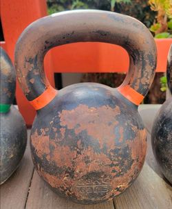 62lb kettlebell