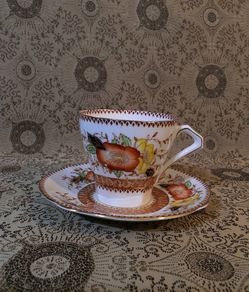 Vintage - Belle Fine Bone China