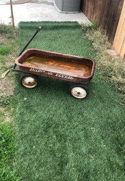 Radio flyer wagon