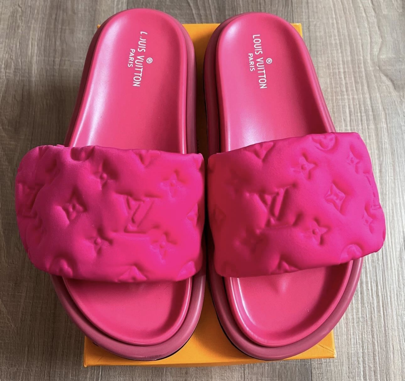 Women’s Slippers Size 38 New