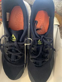 REEBOK SIZE 10