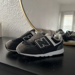 New Balance 574 Toddler Size 6c