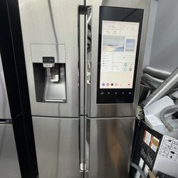 Samsung 4 Door Family Hub Refrigerator 