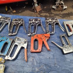 Lot of 8 Stanley Arrow and other Staplers with 18 boxes of Staples....all work fine