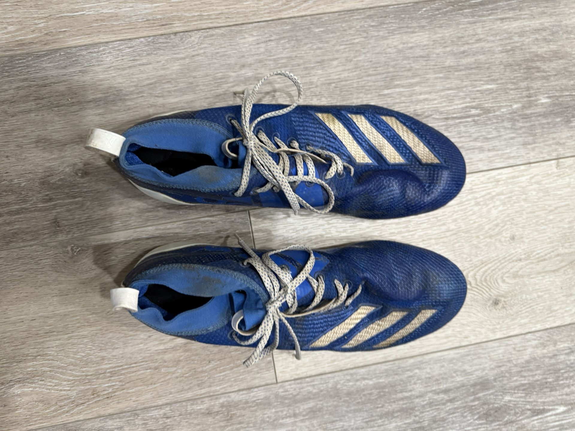 Football Cleats - Men’s 13