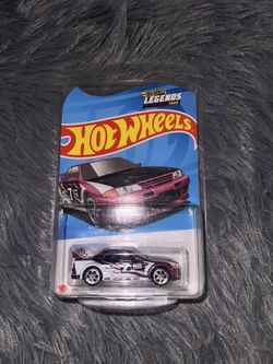 Hot Wheels Legends Tour R32