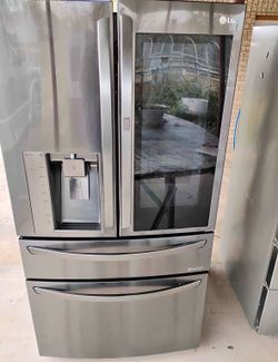 LG 31 CU FT REFRIGERATOR