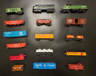 HO Scale Model Train Collection-prices vary-64th St & Bell