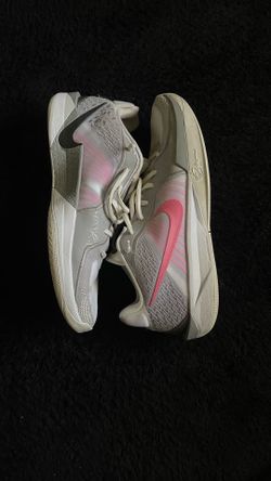 Nike Sabrina 1s