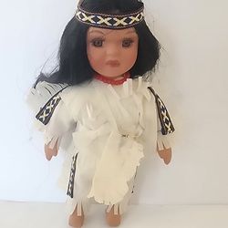 Southwestern Indian Porcelain Doll  💫  Muñeca Indigena Suroeste de Porcelana