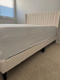 Queen bed frame - Beige