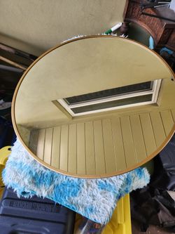 Round Mirror 27 x 27