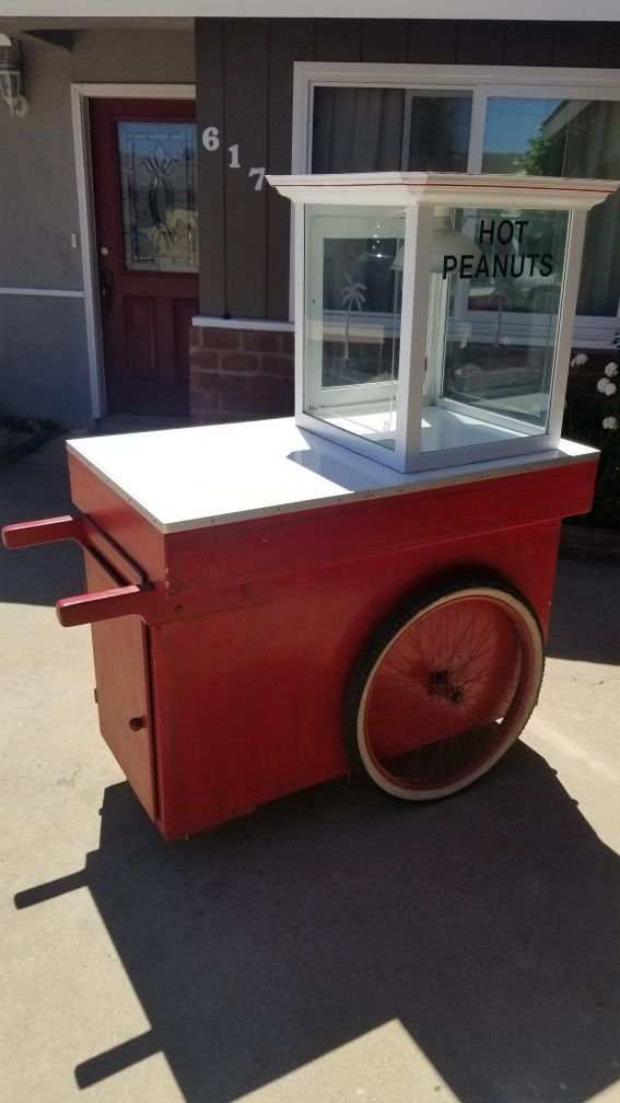 Vintage vendors cart