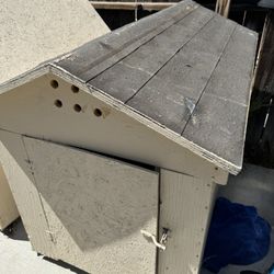 Xtra Large Dog House