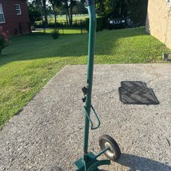 💥 Gas Cylinder Hand Truck – Easy & Safe Transport! 💥
Selling this heavy-duty Gas Cylinder Hand Truck in good working condition! Perfect for moving 