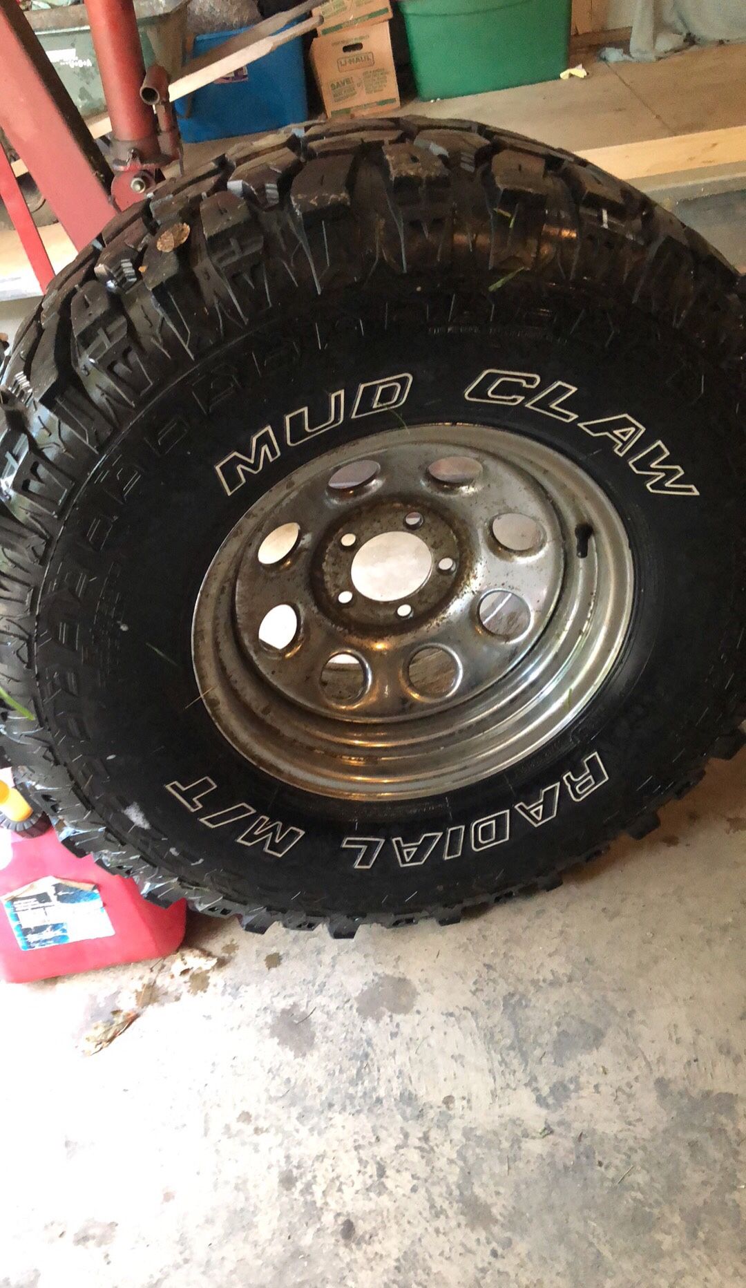 Pair 33/12.50R15 Mud Claw Radials