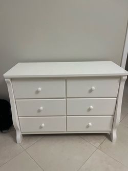 Solid wood dresser