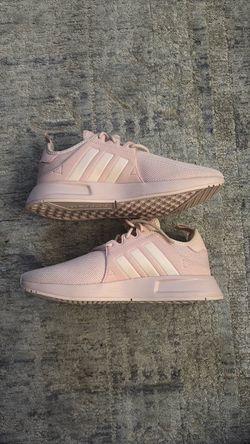 Light pink Adidas in size 5 women