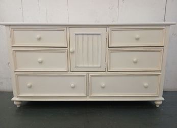 Stanley Furniture Dresser