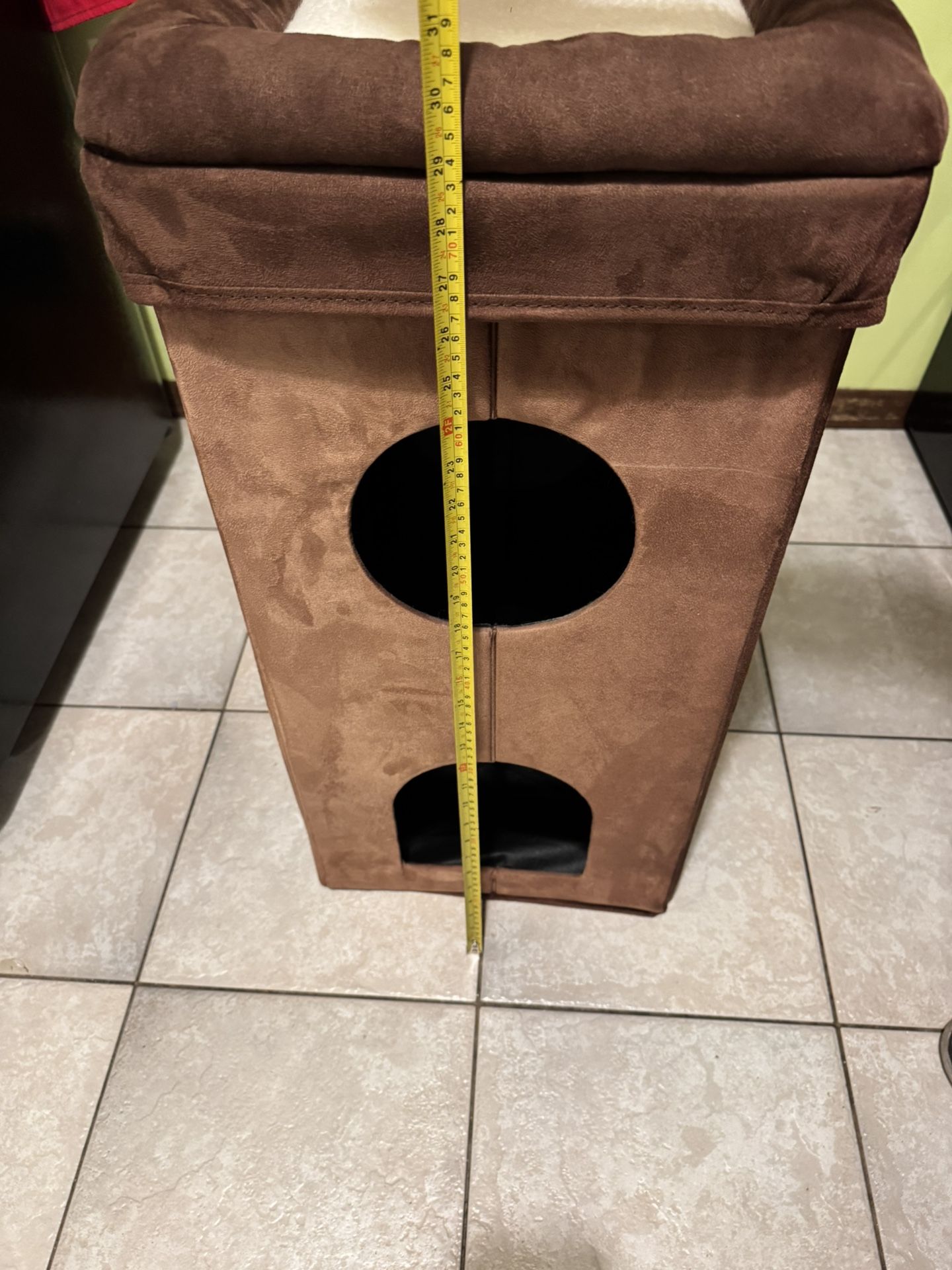 Cat Tree Like New No Damage