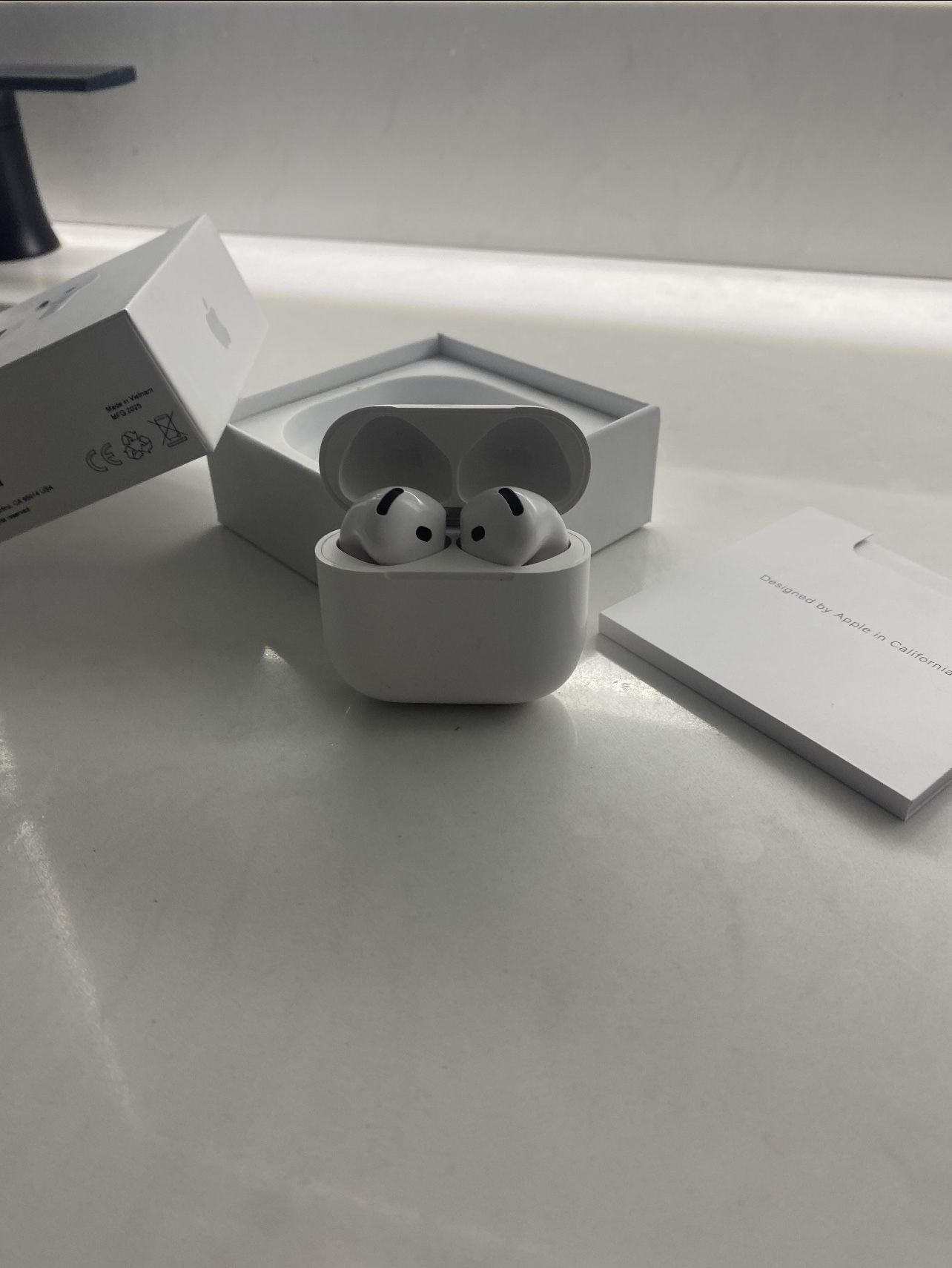 AirPod Gen 4