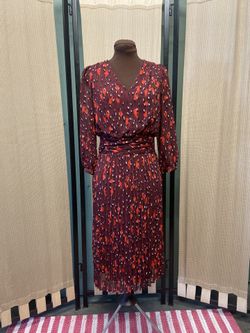 KARL LAGERFELD Dress size 4