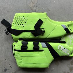 O’Neill Life Jacket - Youth Large / Adult Xxsmall