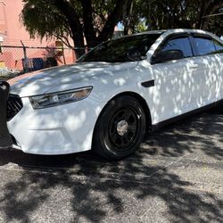 2015 Ford Taurus