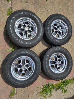 Cutlass rallys