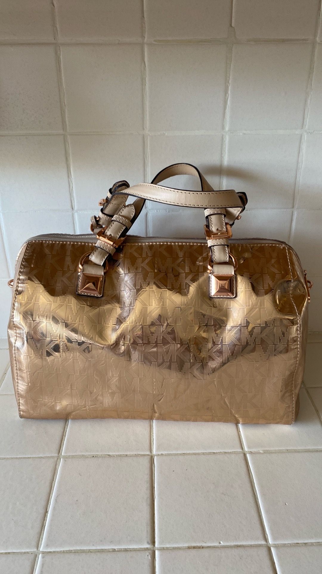 Michael Kors purse