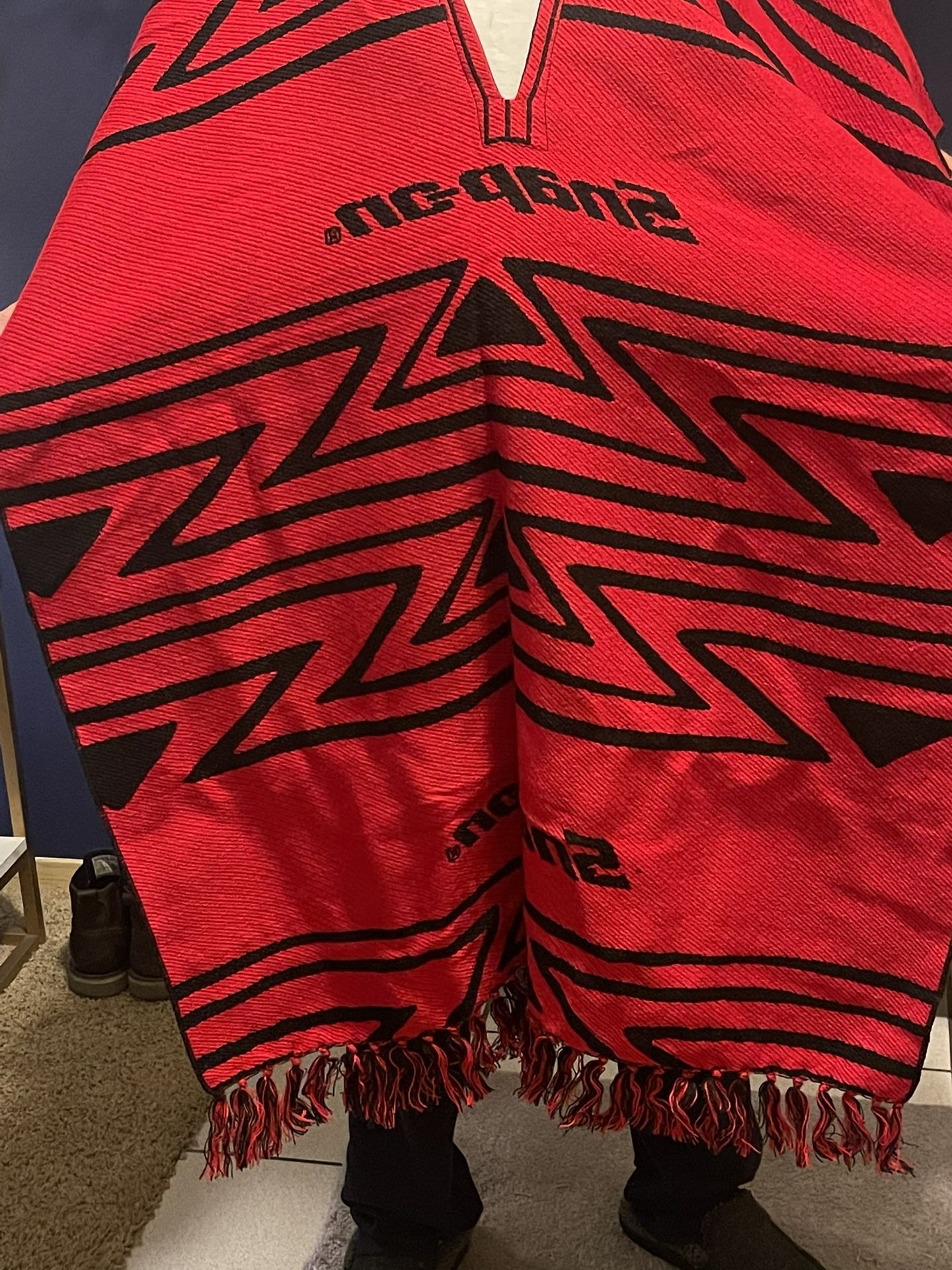 Snap on Poncho New