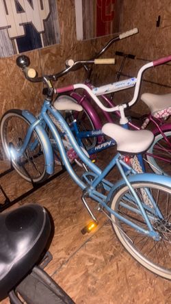Girls/teen beach crusier