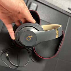 Beats By Dr. Dre Apple Studio 3 Studio3 Headphones Earphones Shadow Grey