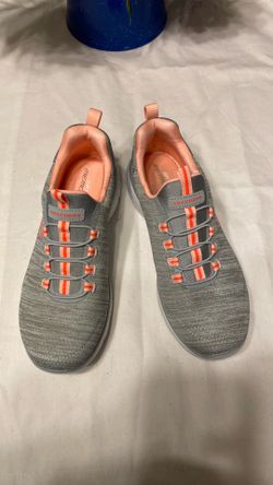 Skechers memory foam shoes, size 7, ladies