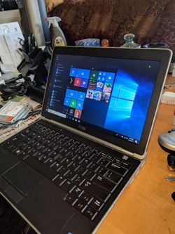 Dell latitude E6220 core i5 8gb ram 128gb SSD