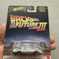 Hot Wheels Premium Pop Culture Back to The Future Time Machine 50's Version